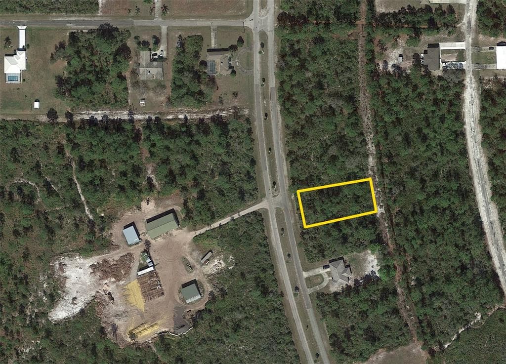 86 RED GRANGE BOULEVARD INDIAN LAKE ESTATES, FL 33855