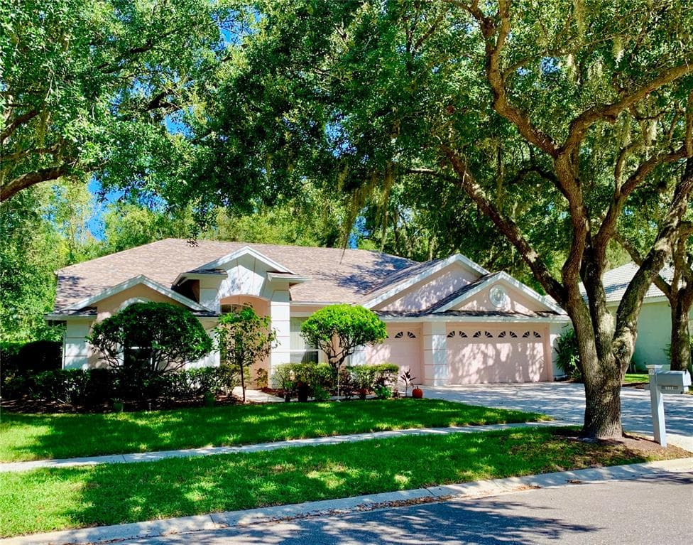 5012 LONDONDERRY DRIVE