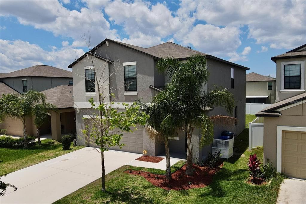 13924 ARBOR PINES DRIVE