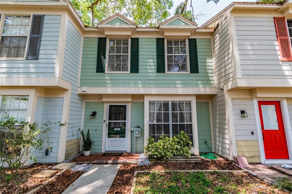 13932 FLETCHERS MILL DRIVE TAMPA, FL 33613
