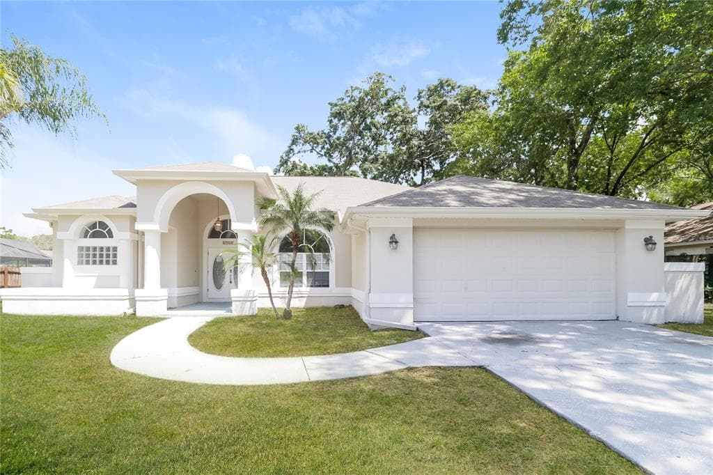 4924 CANTERBURY DRIVE LAND O LAKES, FL 34639