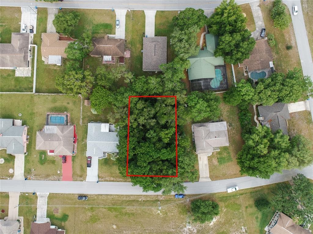 2079 MEREDITH DRIVE SPRING HILL, FL 34608