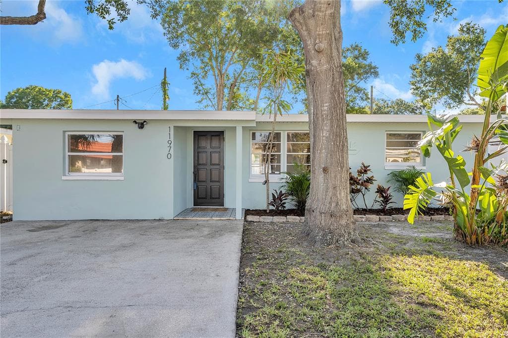 11970 102ND STREET LARGO, FL 33773