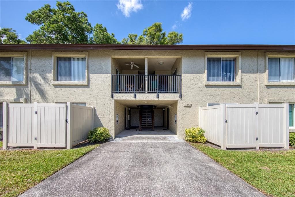 4215 E BAY DRIVE UNIT 1506E CLEARWATER, FL 33764