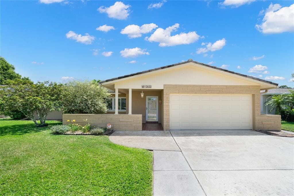 13622 87TH AVENUE SEMINOLE, FL 33776