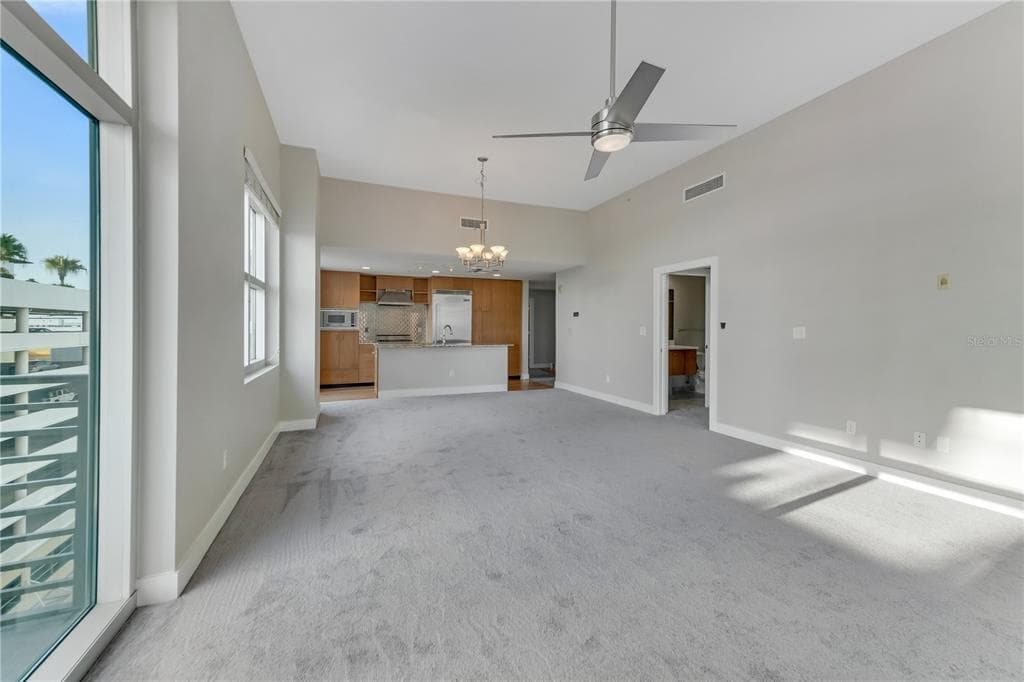 1120 E KENNEDY BOULEVARD UNIT 829