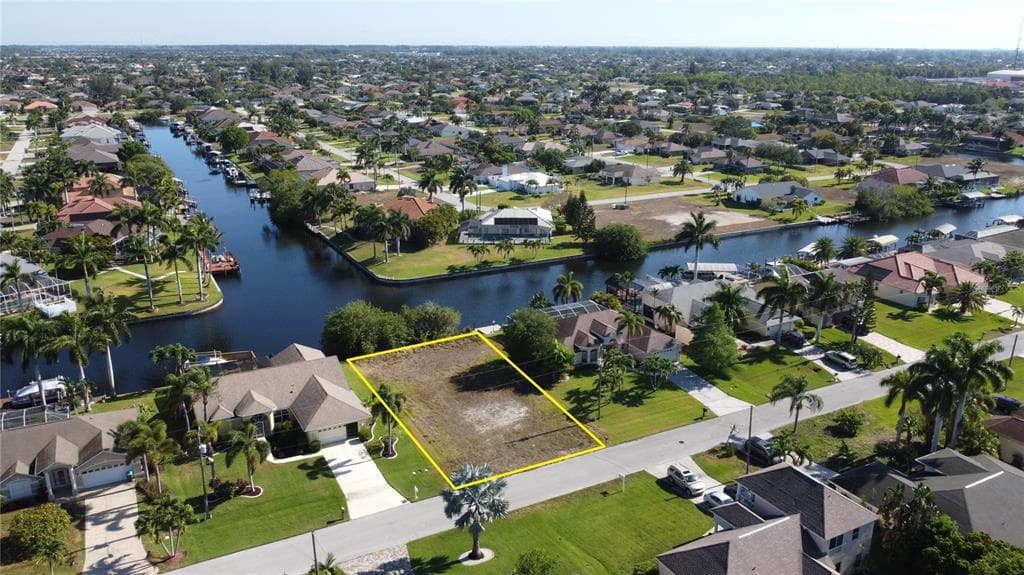 2623 SW 35TH LANE CAPE CORAL, FL 33914