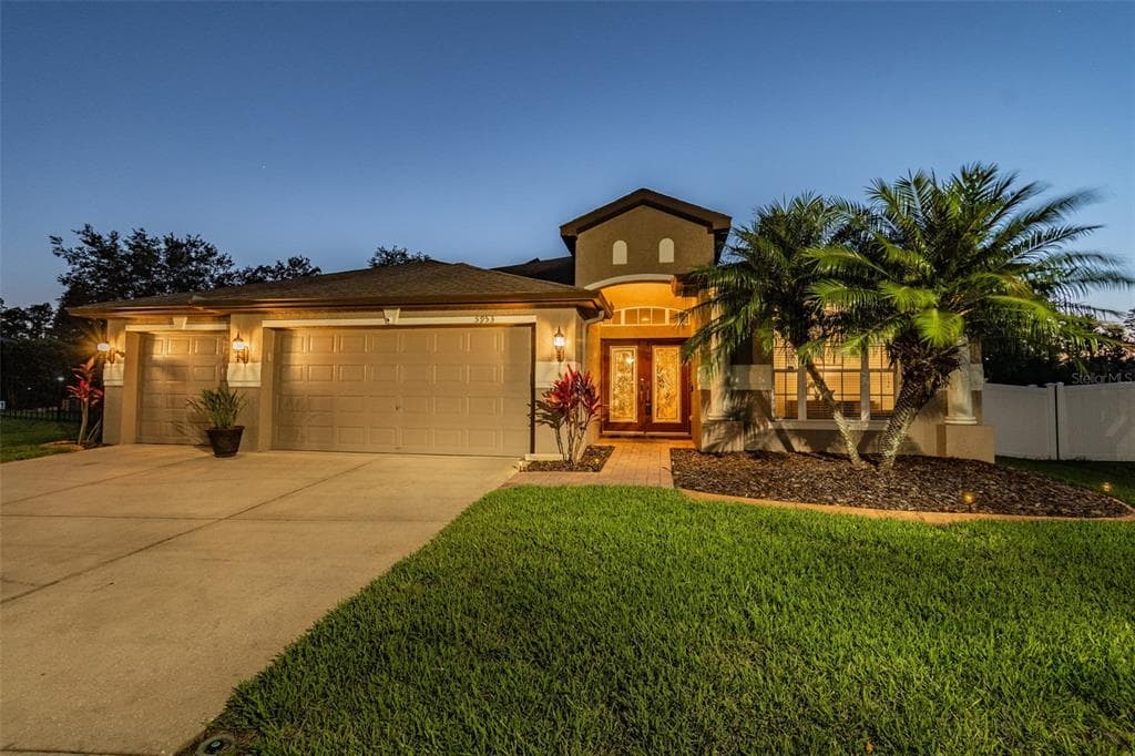 5953 CAPE LOOP