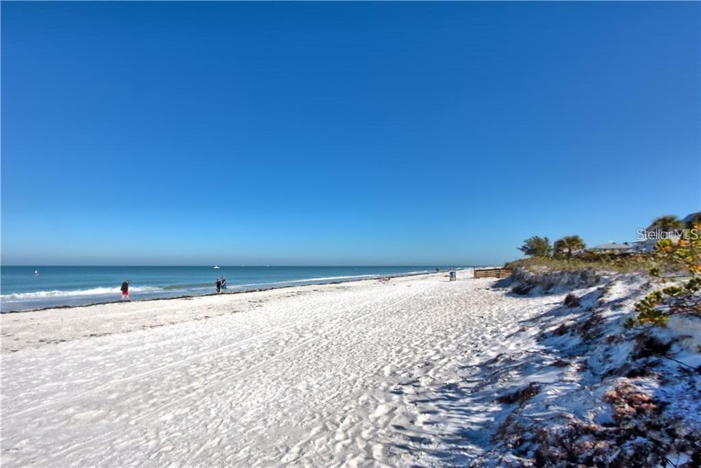 19701 GULF BOULEVARD UNIT 412 INDIAN SHORES, FL 33785