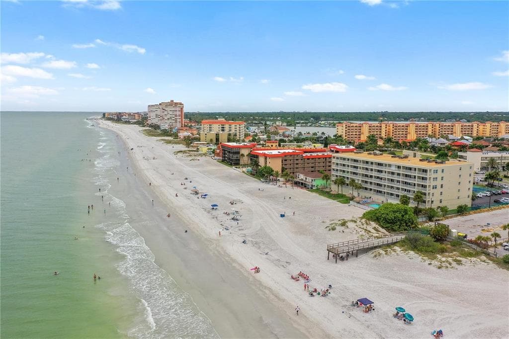 17500 GULF BOULEVARD UNIT 504