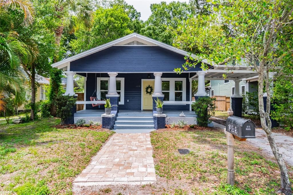 305 W NORTH BAY STREET TAMPA, FL 33603
