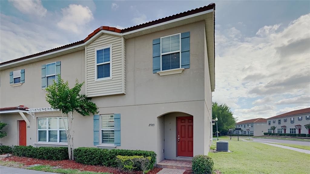 2923 VIA TUSCANY WAY KISSIMMEE, FL 34744