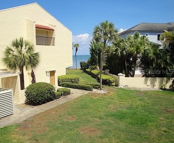 7550 SUNSHINE SKYWAY LANE UNIT T - 44 ST PETERSBURG, FL 33711
