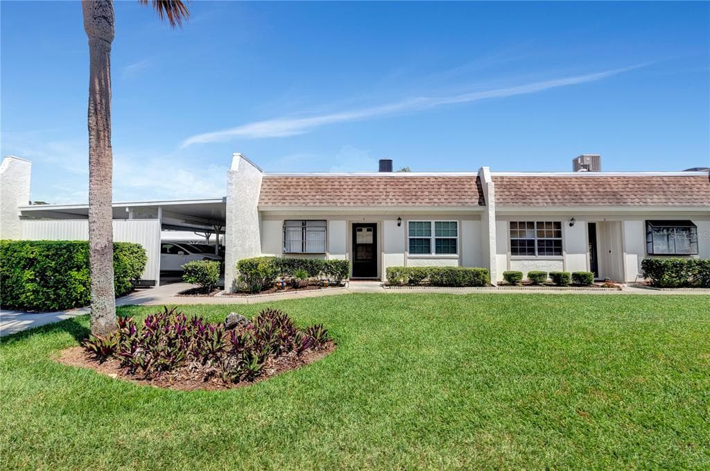 11310 CARRIAGE HILL DRIVE UNIT 1 PORT RICHEY, FL 34668