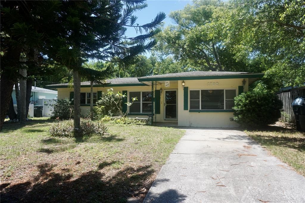 1780 SUFFOLK DRIVE CLEARWATER, FL 33756