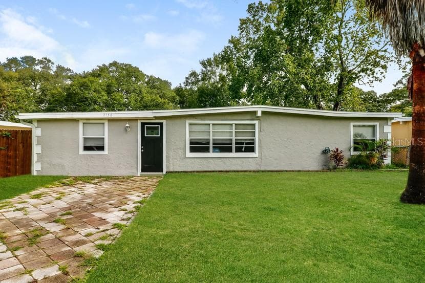 2156 ALEMANDA DRIVE CLEARWATER, FL 33764