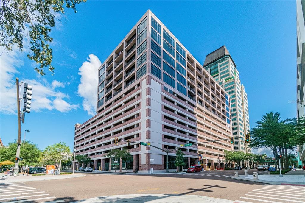 175 2ND STREET S UNIT 916