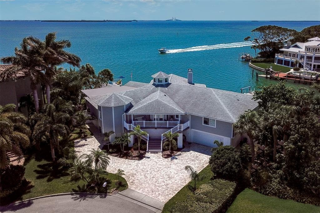 102 9TH STREET E TIERRA VERDE, FL 33715