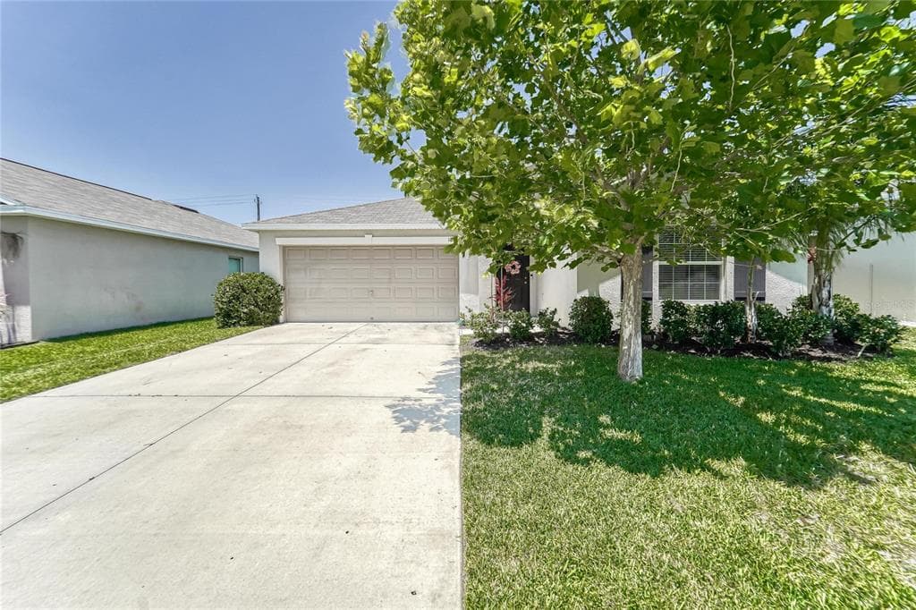 1818 BROAD WINGED HAWK DRIVE RUSKIN, FL 33570