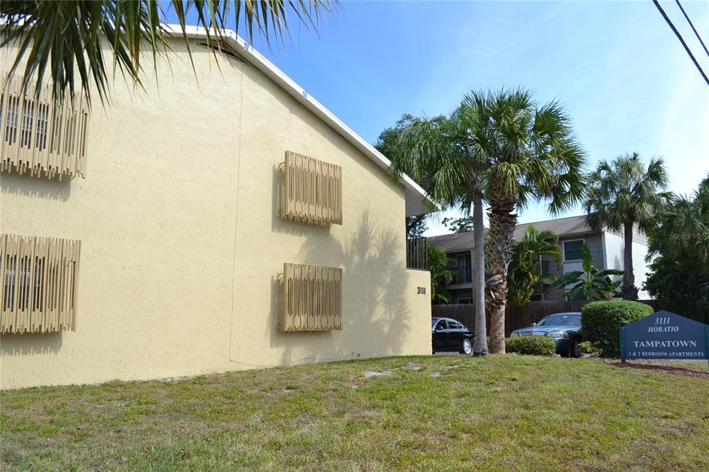 3111 W HORATIO STREET UNIT 203 TAMPA, FL 33609