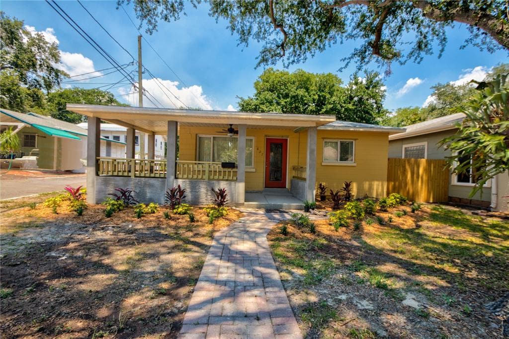 827 12TH AVENUE N ST PETERSBURG, FL 33701
