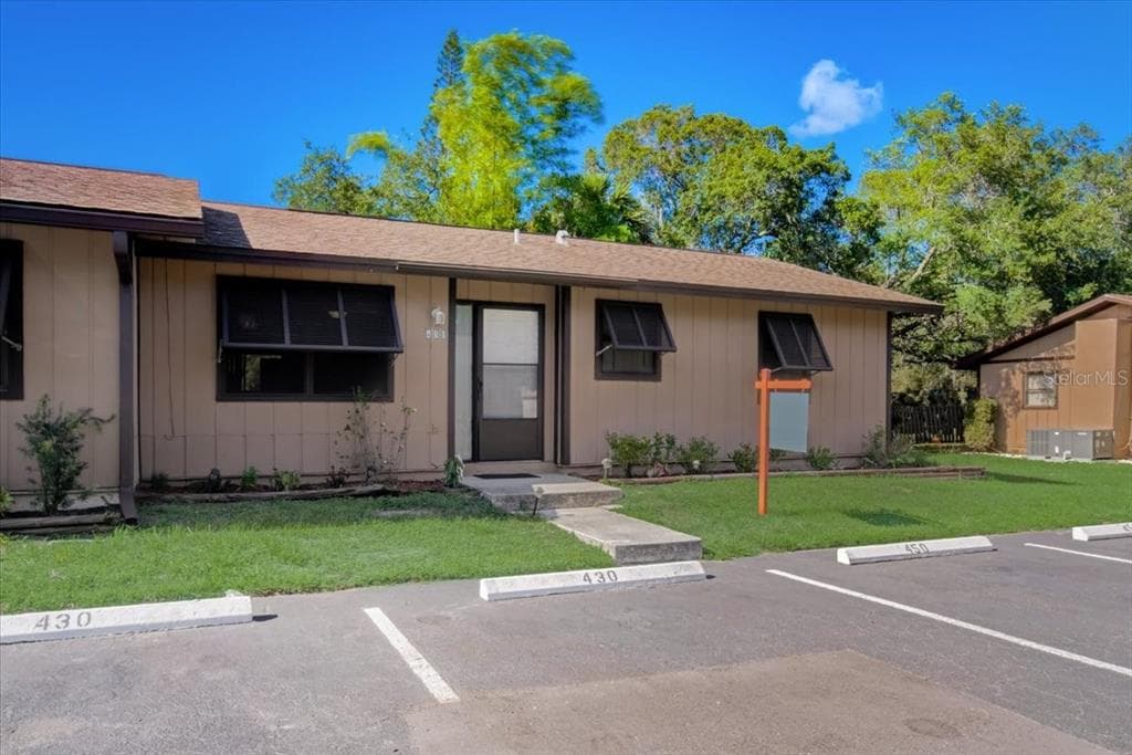 450 N JEFFERSON AVENUE SARASOTA, FL 34237