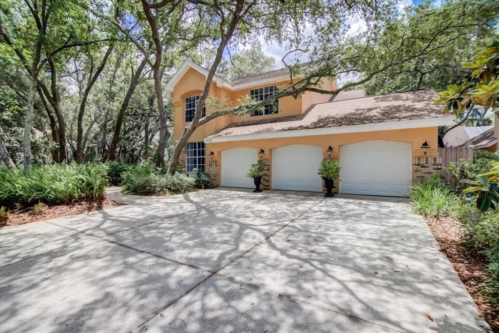 13148 GREENGAGE LANE TAMPA, FL 33612