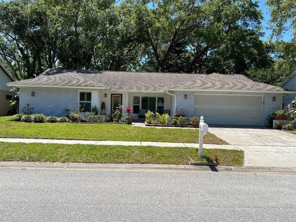 231 ARBOR DRIVE E PALM HARBOR, FL 34683