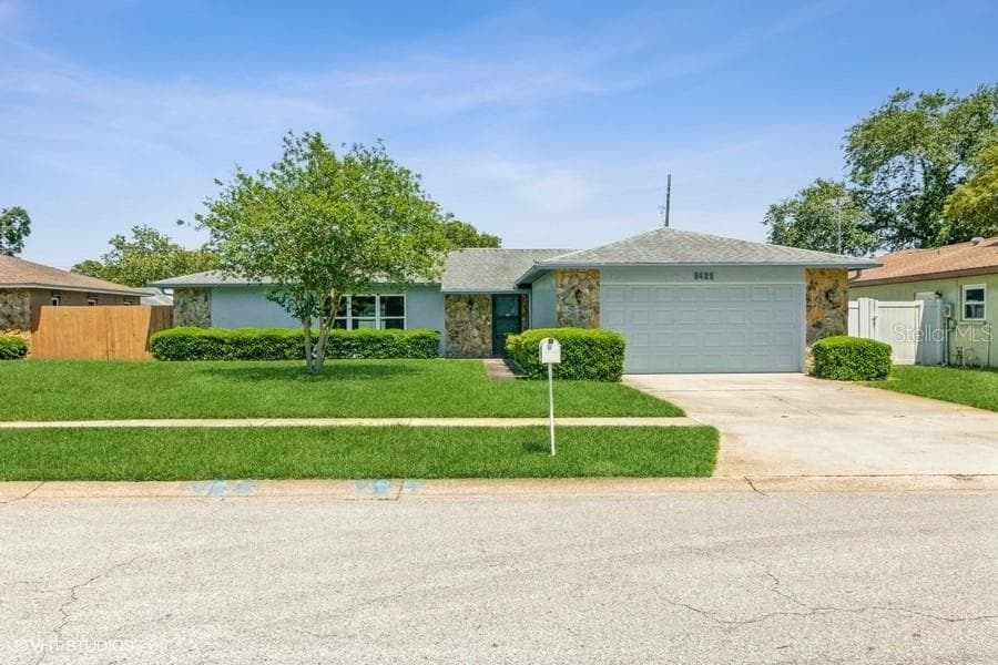 9425 122ND WAY SEMINOLE, FL 33772
