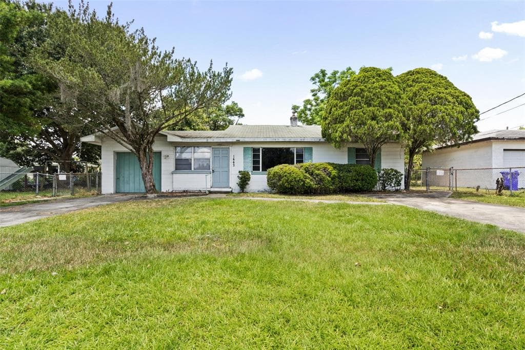 1442 GILMORE AVENUE LAKELAND, FL 33805