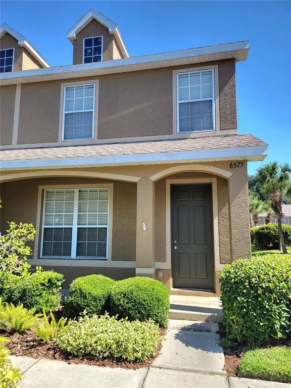 6575 MARLBERRY WAY LARGO, FL 33773
