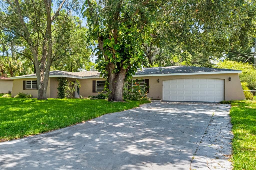 2117 RAMBLEWOOD LANE BRANDON, FL 33510
