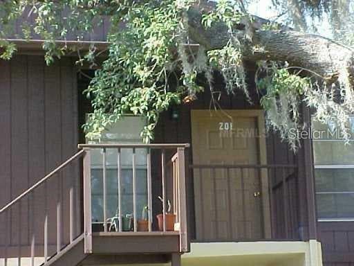 14321 HANGING MOSS CIRCLE UNIT 201 TAMPA, FL 33613