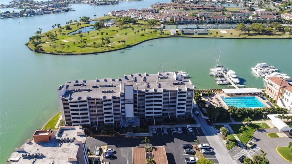 450 TREASURE ISLAND CAUSEWAY UNIT 209 TREASURE ISLAND, FL 33706