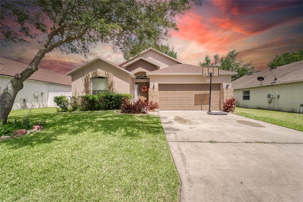 303 CITRUS LANDING DRIVE