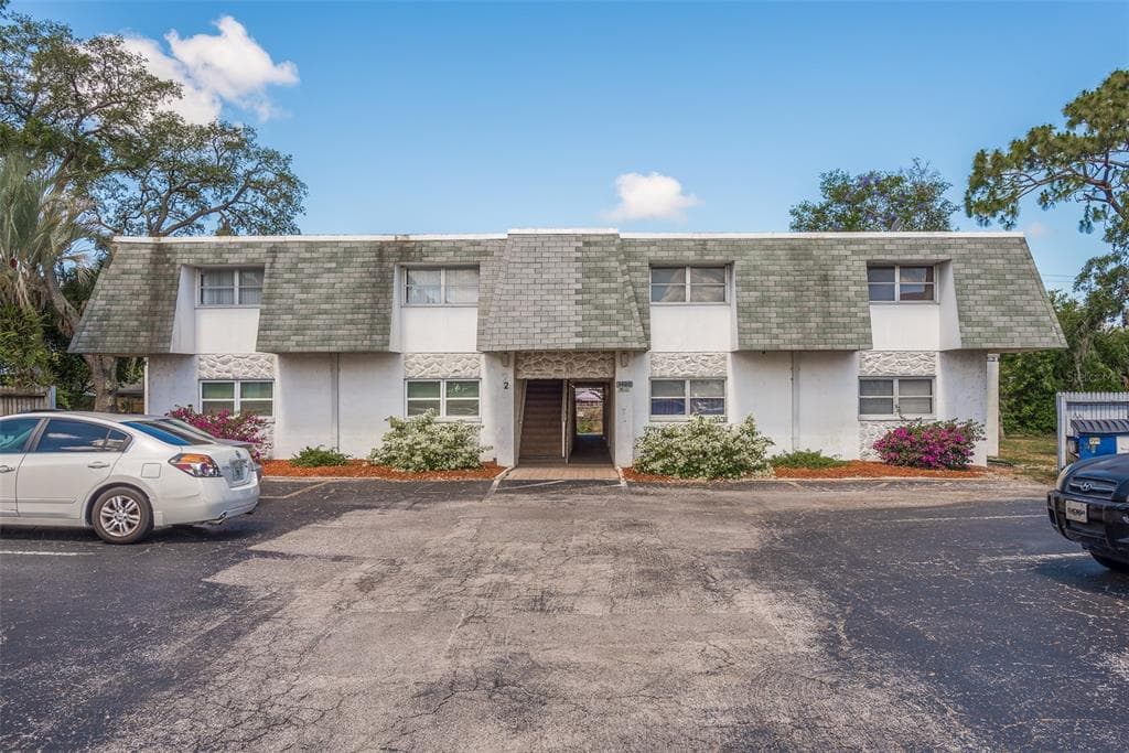 3421 TRICON LANE UNIT 12 HOLIDAY, FL 34691