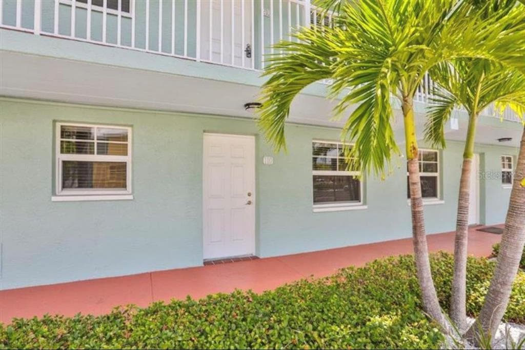 19417 GULF BOULEVARD UNIT F-110 INDIAN SHORES, FL 33785