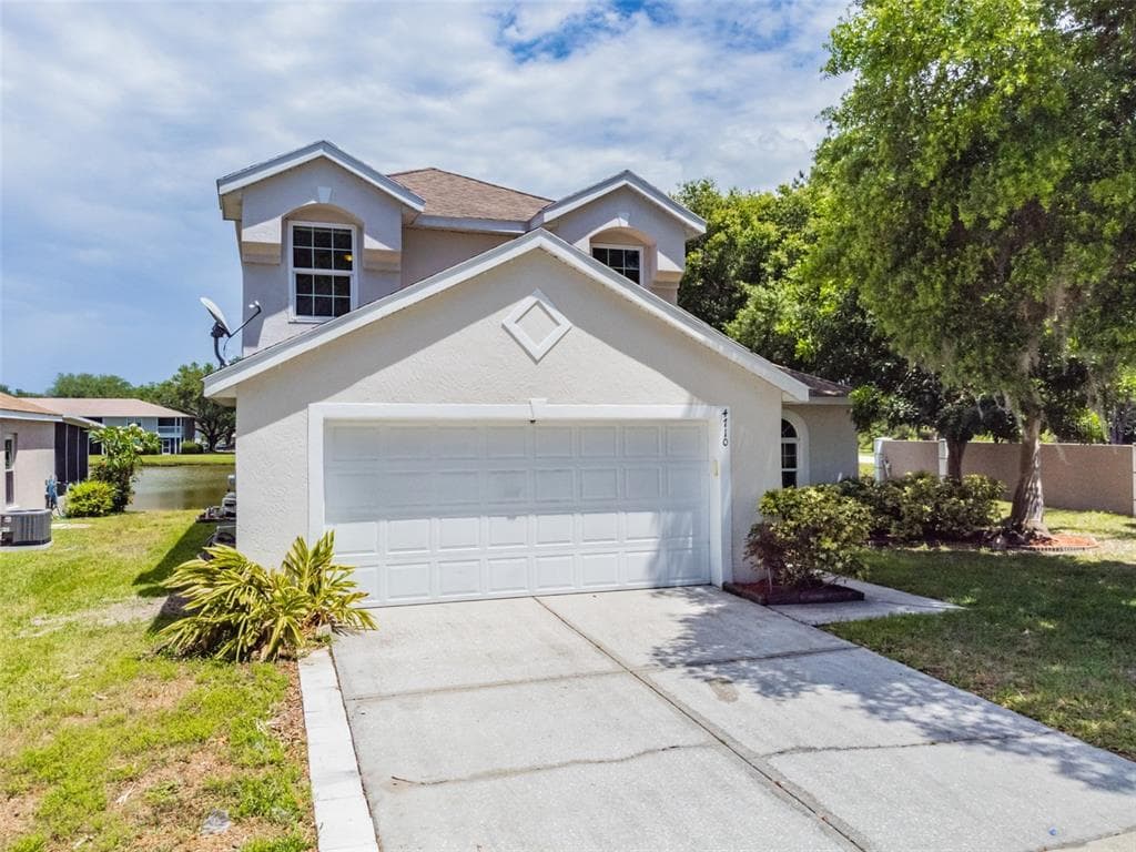 4710 WOLFRAM LANE