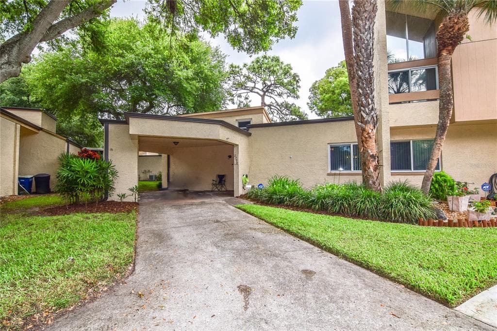 2708 FOXFIRE COURT CLEARWATER, FL 33761