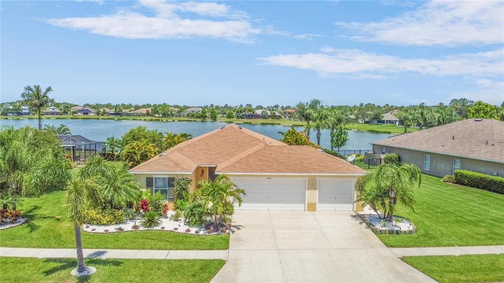 5435 SANDY SHELL DRIVE APOLLO BEACH, FL 33572