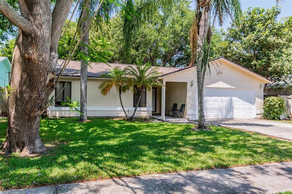 2468 GULFBREEZE CIRCLE PALM HARBOR, FL 34683