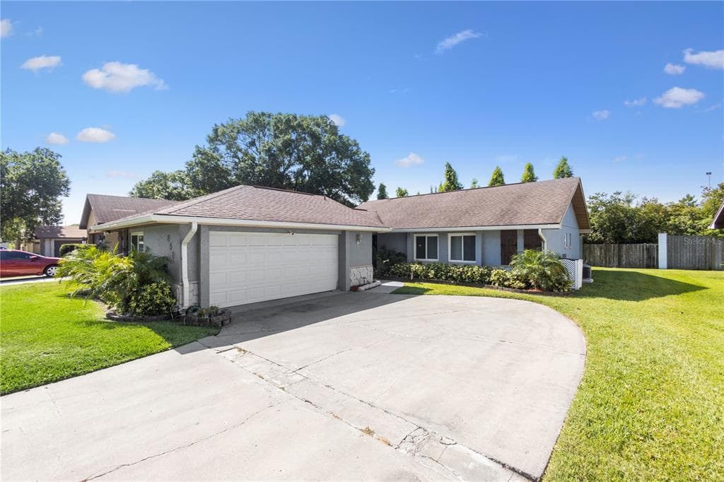858 ROCKINGHAM ROAD