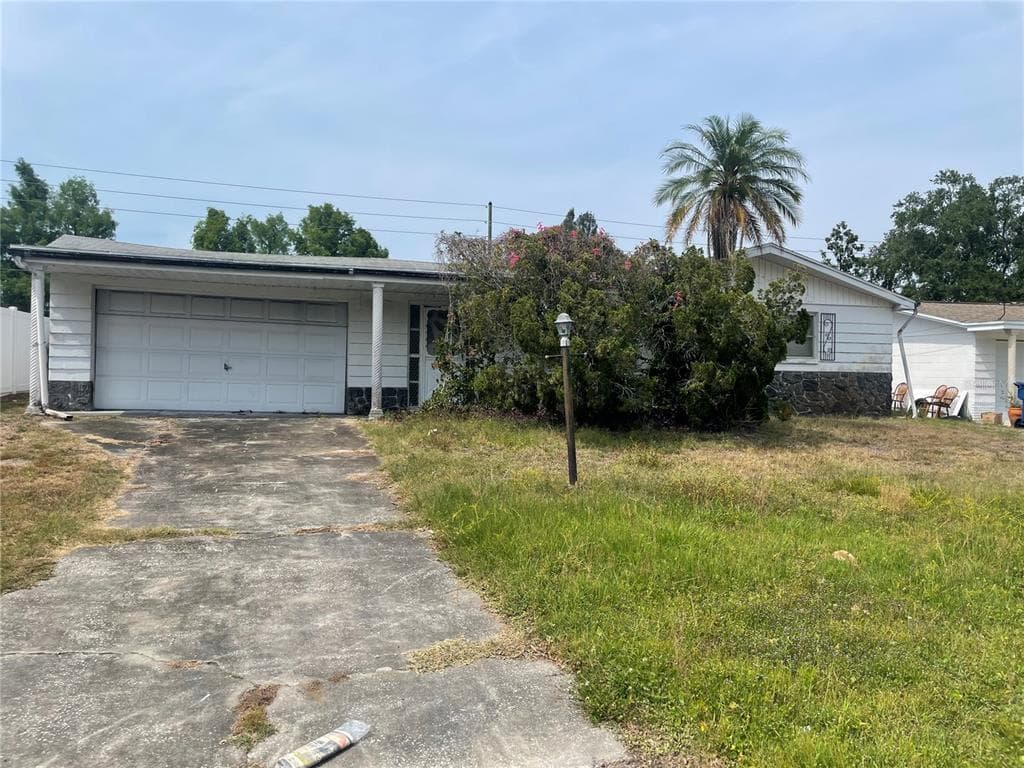 3446 PINEHURST DRIVE HOLIDAY, FL 34691