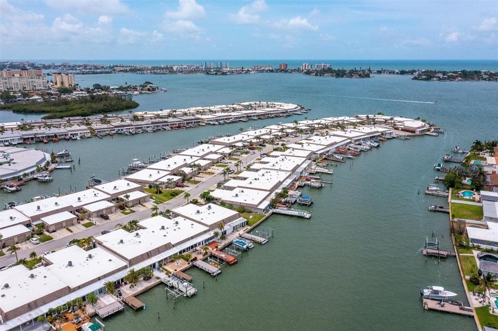 475 BOCA CIEGA POINT BLVD N UNIT 475 ST PETERSBURG, FL 33708