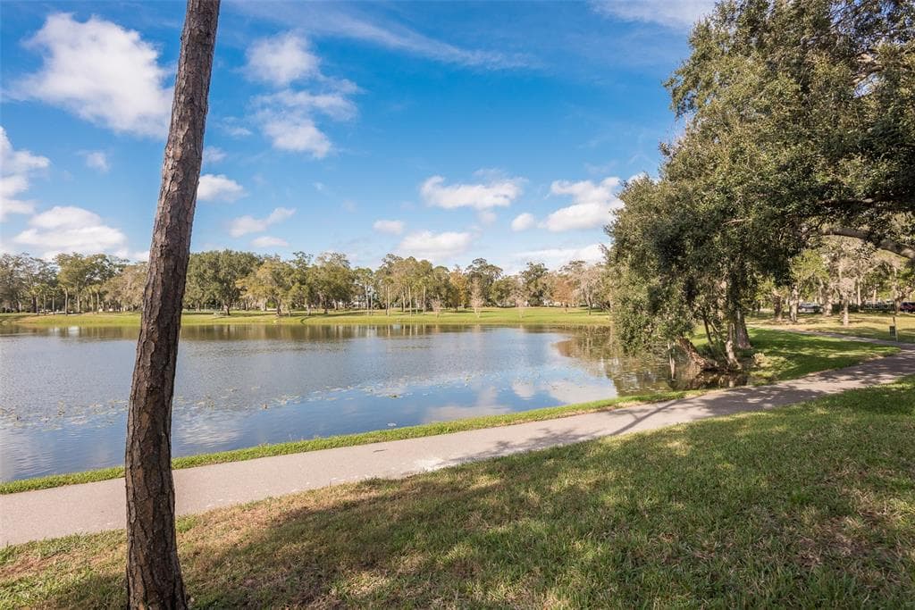 3400 CRYSTAL COURT W UNIT G PALM HARBOR, FL 34685