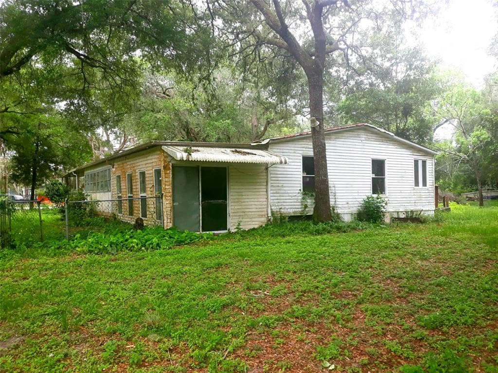 34918 REYNOLDS STREET DADE CITY, FL 33523