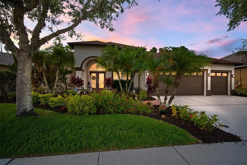 18438 EASTWYCK DRIVE TAMPA, FL 33647