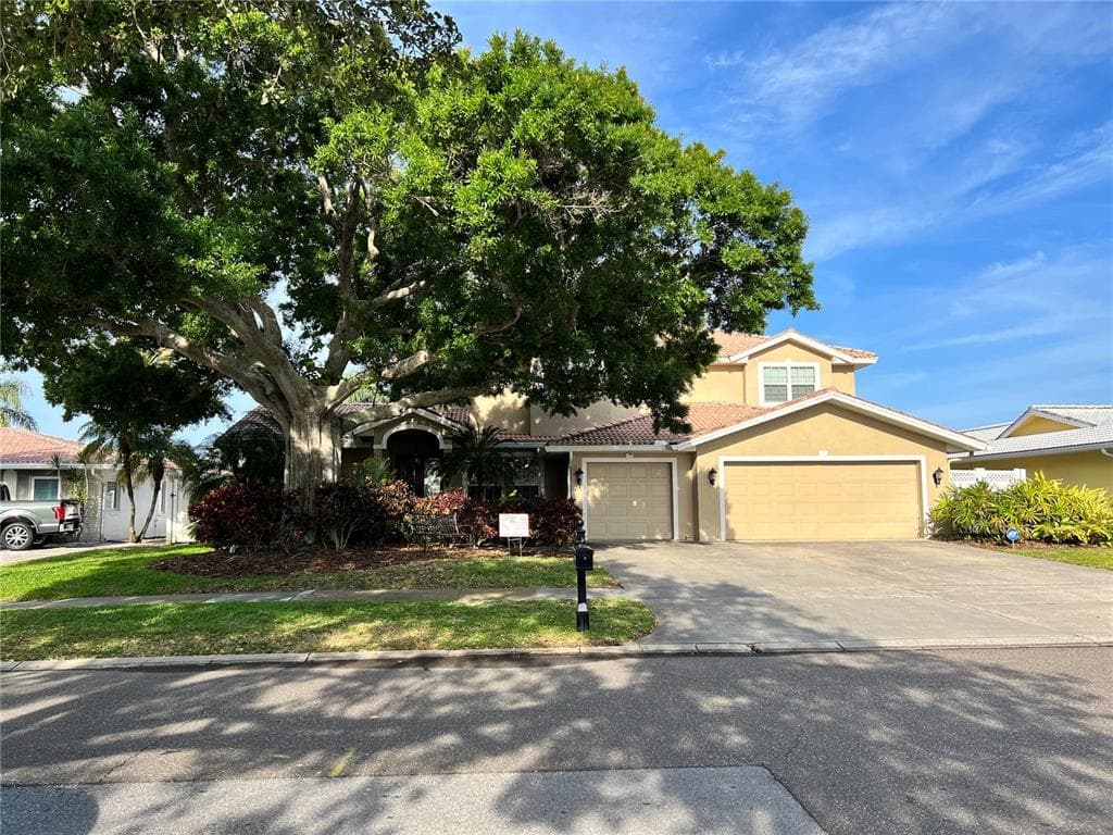 708 HARBOR ISLAND