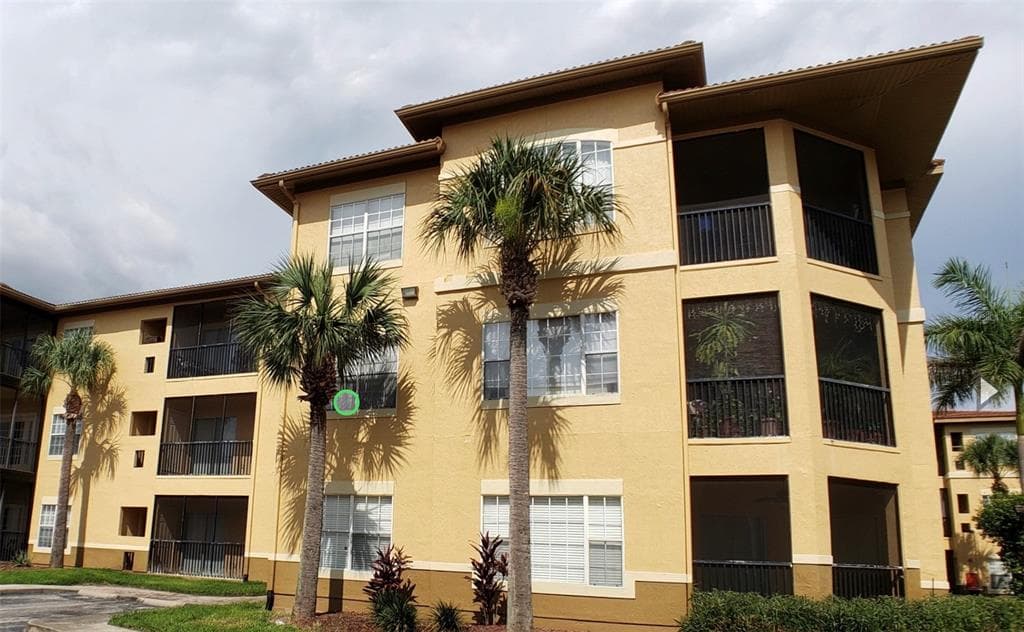 4306 BAYSIDE VILLAGE DRIVE UNIT 303 TAMPA, FL 33615