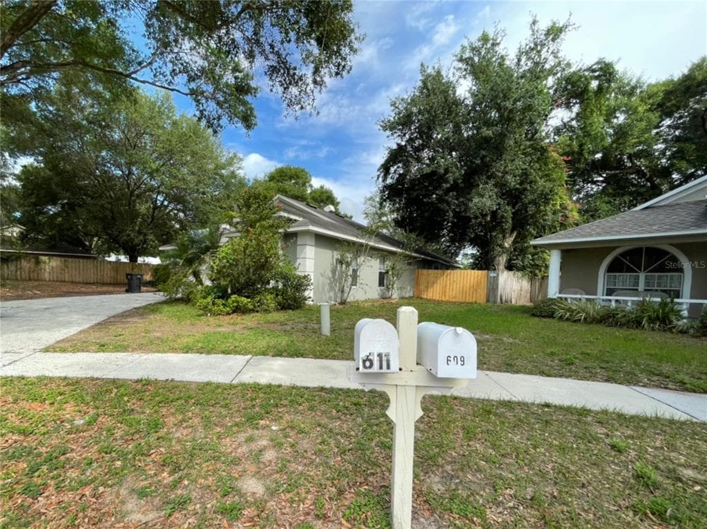 611 VALENCIA PARK DRIVE